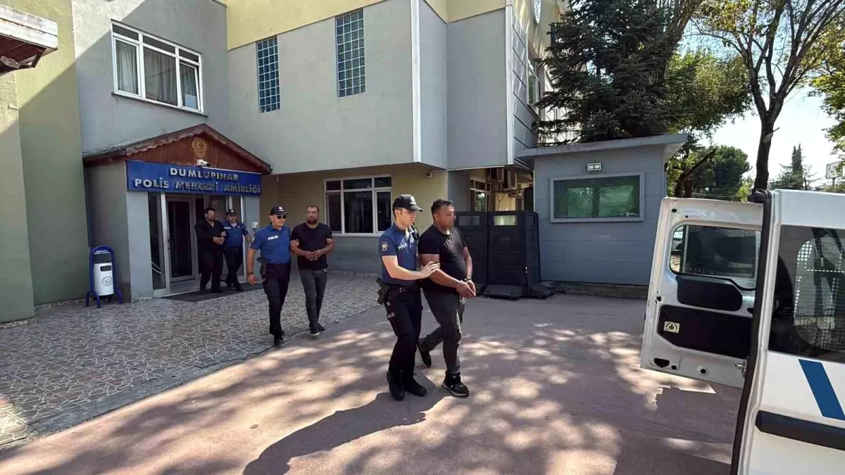 Sakarya'da Kavga: 4 Tutuklama, 2 Çocuk Yaralı