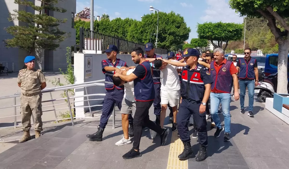 Manavgat'ta Silahlı Saldırı: 8 Şüpheli Yakalandı