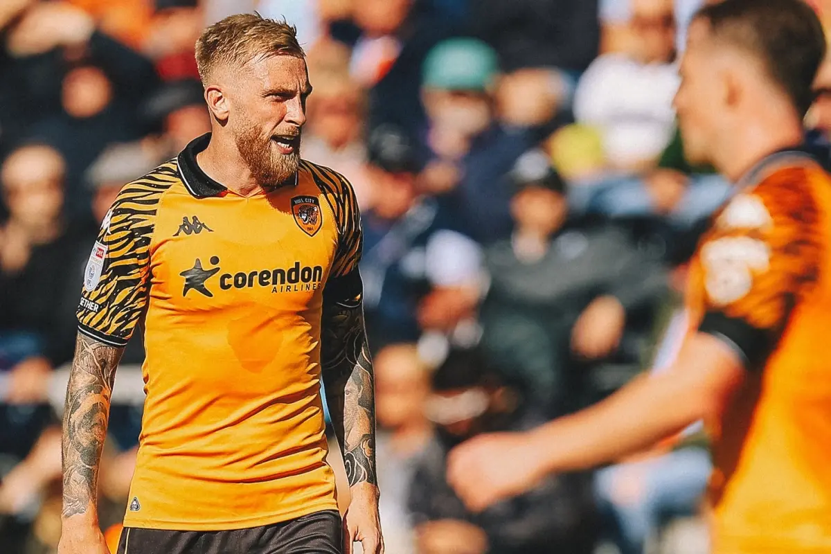 Acun Ilıcalı'nın Hull City'si puanı 90+7'de aldı