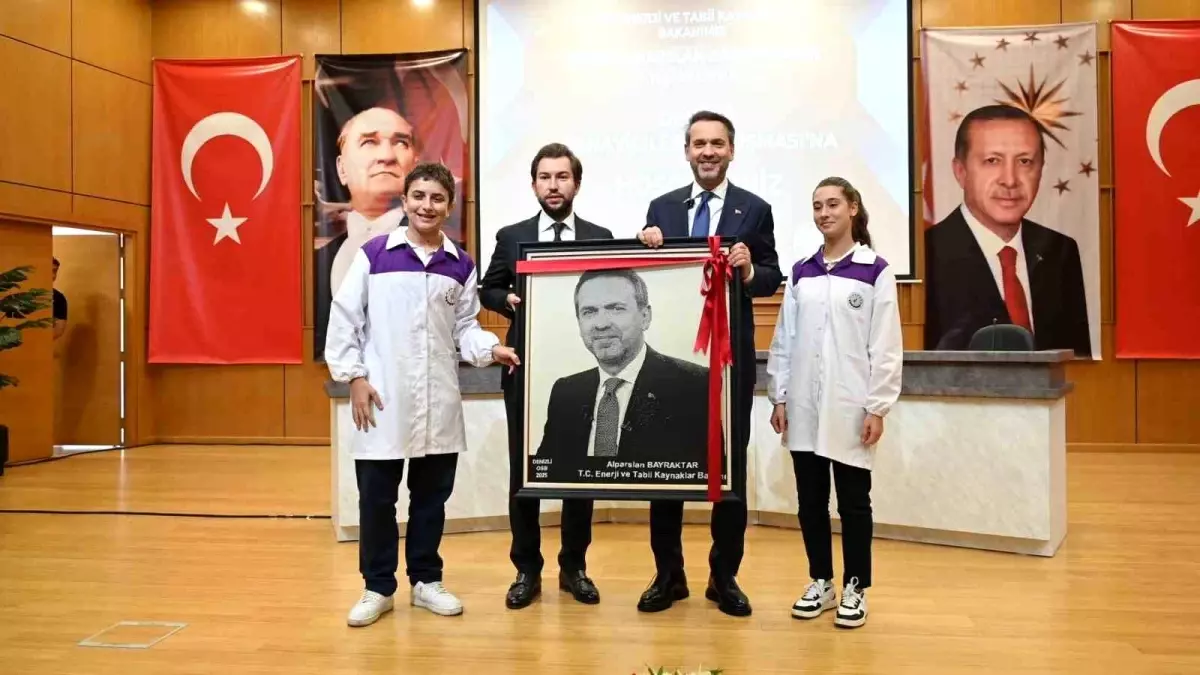 Enerji Bakanı Bayraktar, Denizli Organize Sanayi Bölgesi'ni Ziyaret Etti