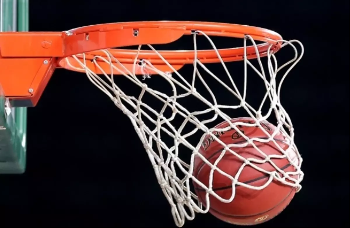 Basketbol kaç set oynanır?