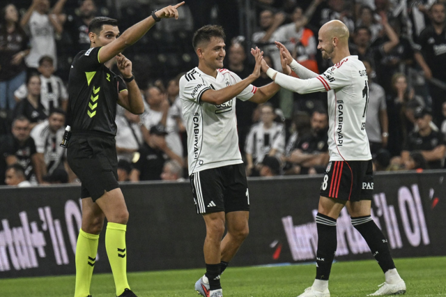 Cengiz Ünder and El Bilal Toure experienced a first at Beşiktaş