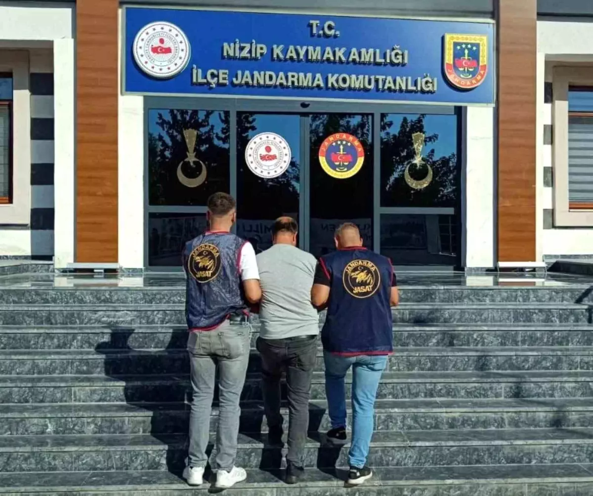 Gaziantep'te Hırsızlık Suçundan Aranan Şüpheli Yakalandı