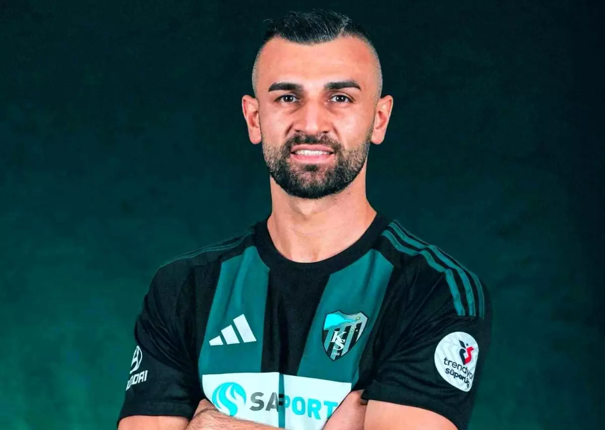 Serdar Dursun Kocaelispor'a Transfer Oldu: 'Mücadeleye Hazırım'
