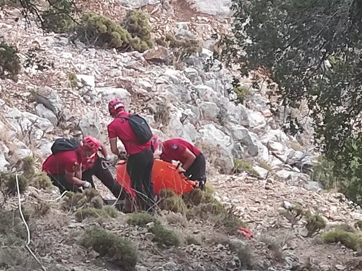 Muğla'da Uçurumda Avustralyalı Kadının Cesedi Bulundu