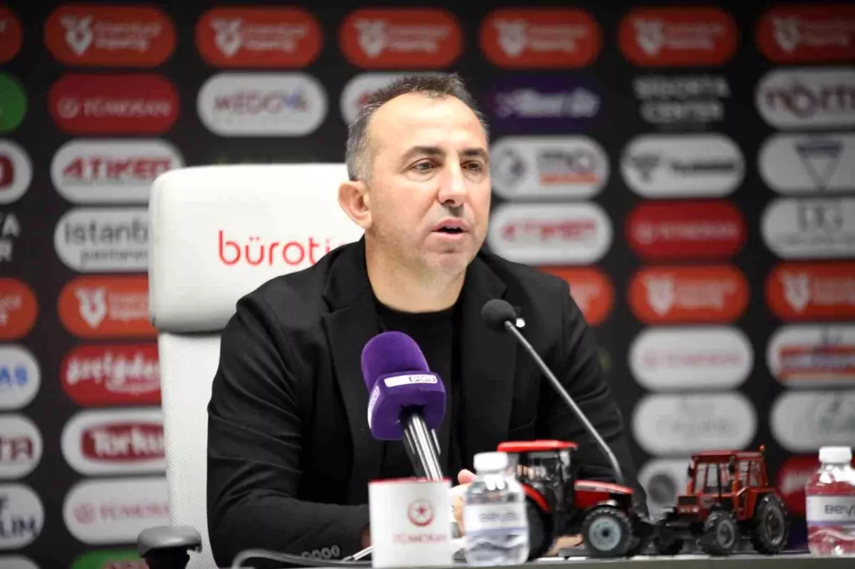 Konyaspor Teknik Direktörü Uçar: 'Bireysel Hatalar Mağlubiyeti Getirdi'