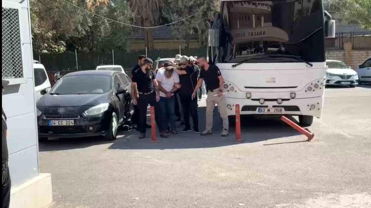 DEAŞ'a Yönelik Operasyonda 10 Tutuklama