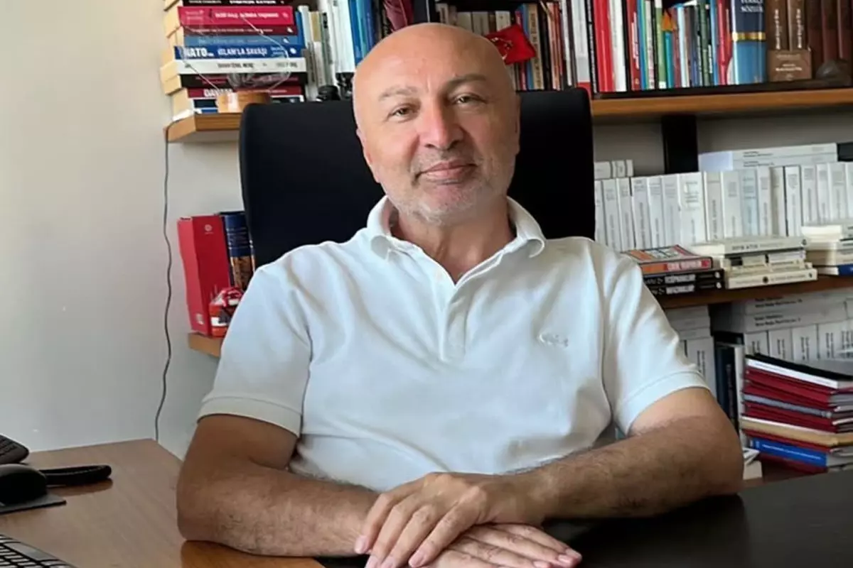 'Siyasetin sessiz kalemi' aramızdan ayrıldı! Hamdi Kılıç kimdir?