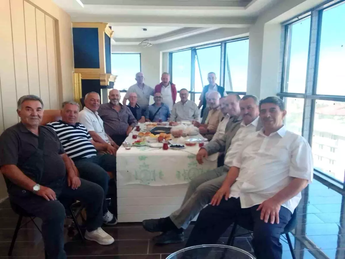 42 Yıl Sonra İzmir Çeşme Tertipleri Erzurum'da Buluştu