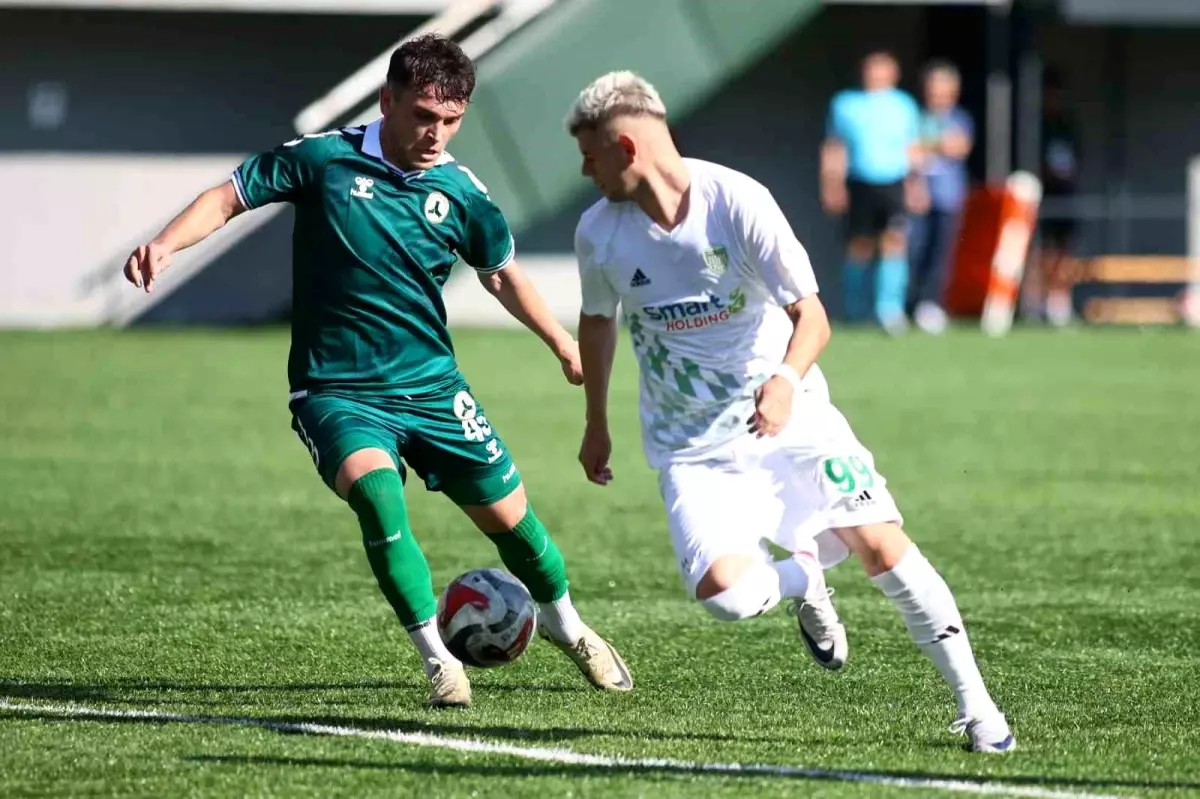 Çayelispor, Giresunspor'u 2-0 Mağlup Etti