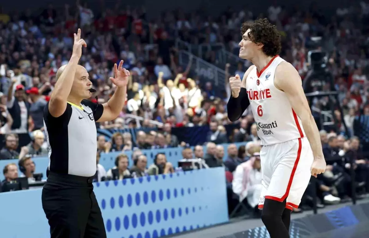 Türkiye Avrupa Basketbol Şampiyonası'nda İkinci Oldu