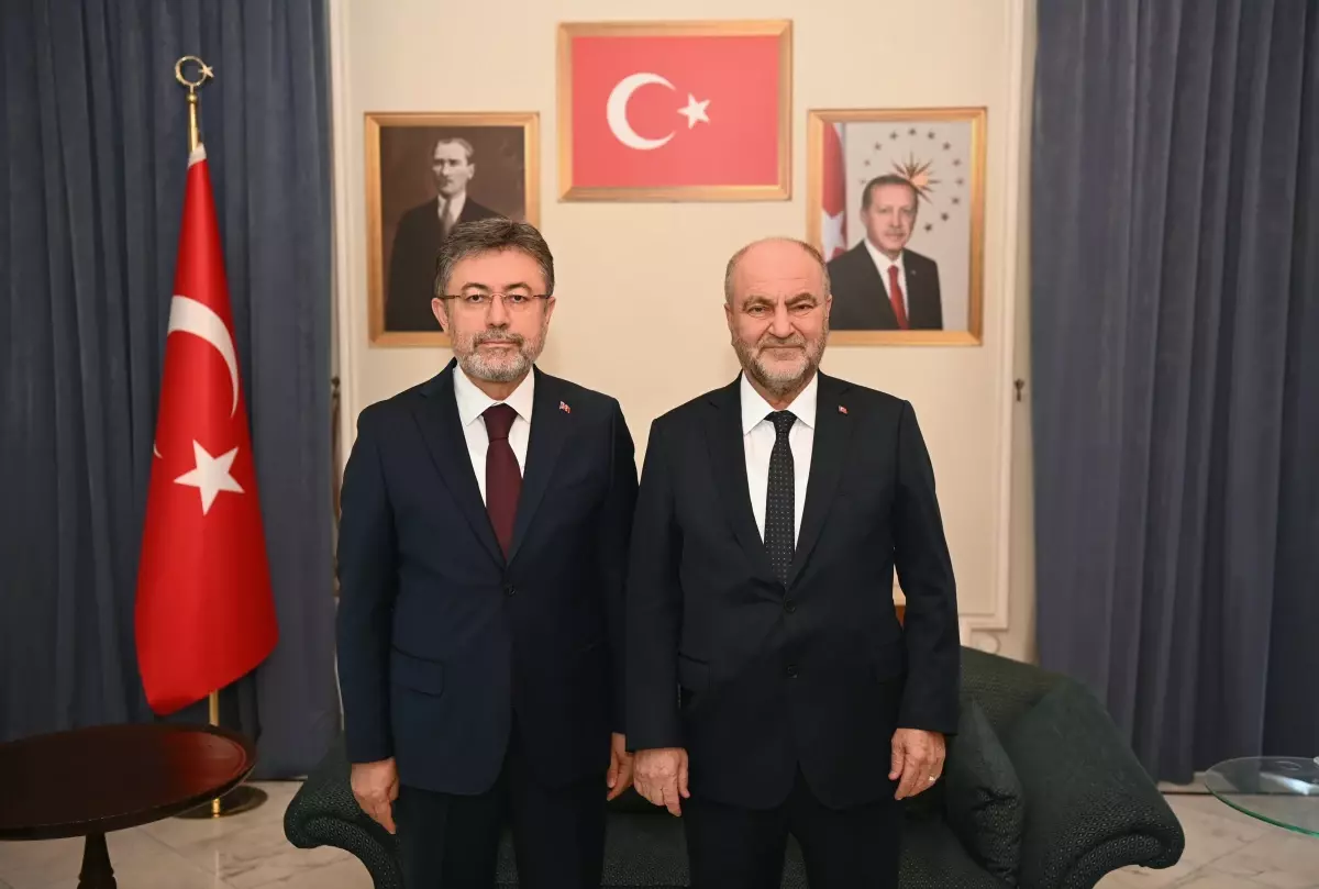 Bakan Yumaklı, Şam Büyükelçiliği'ni Ziyaret Etti