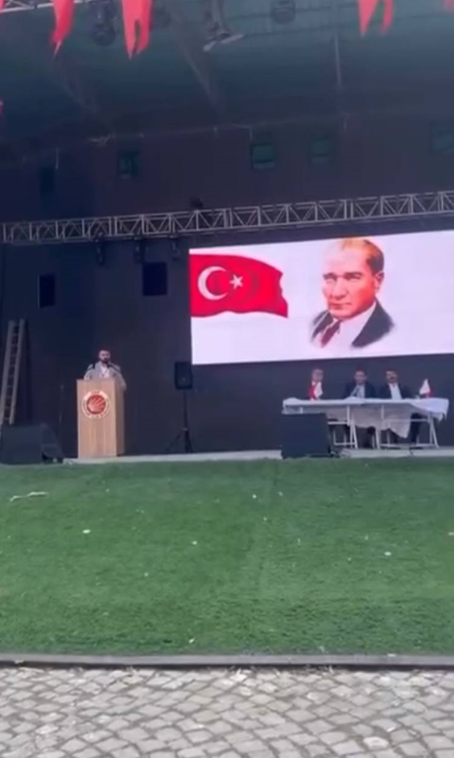 Tension and Fight at CHP Esenyurt Congress