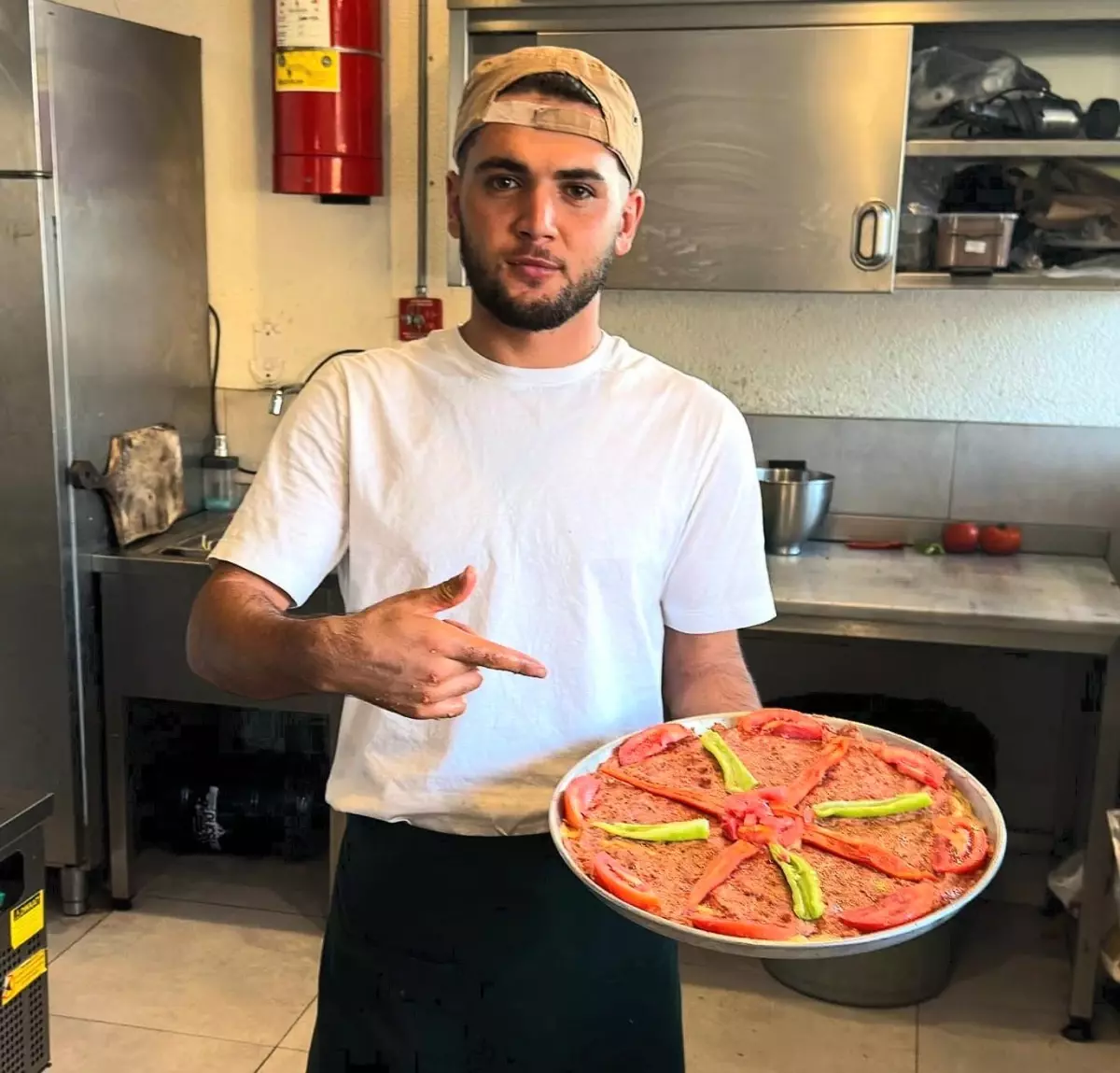 Kilisli Genç Şef, Kilis Mutfağını Tanıtmak İçin Kitap Yazacak