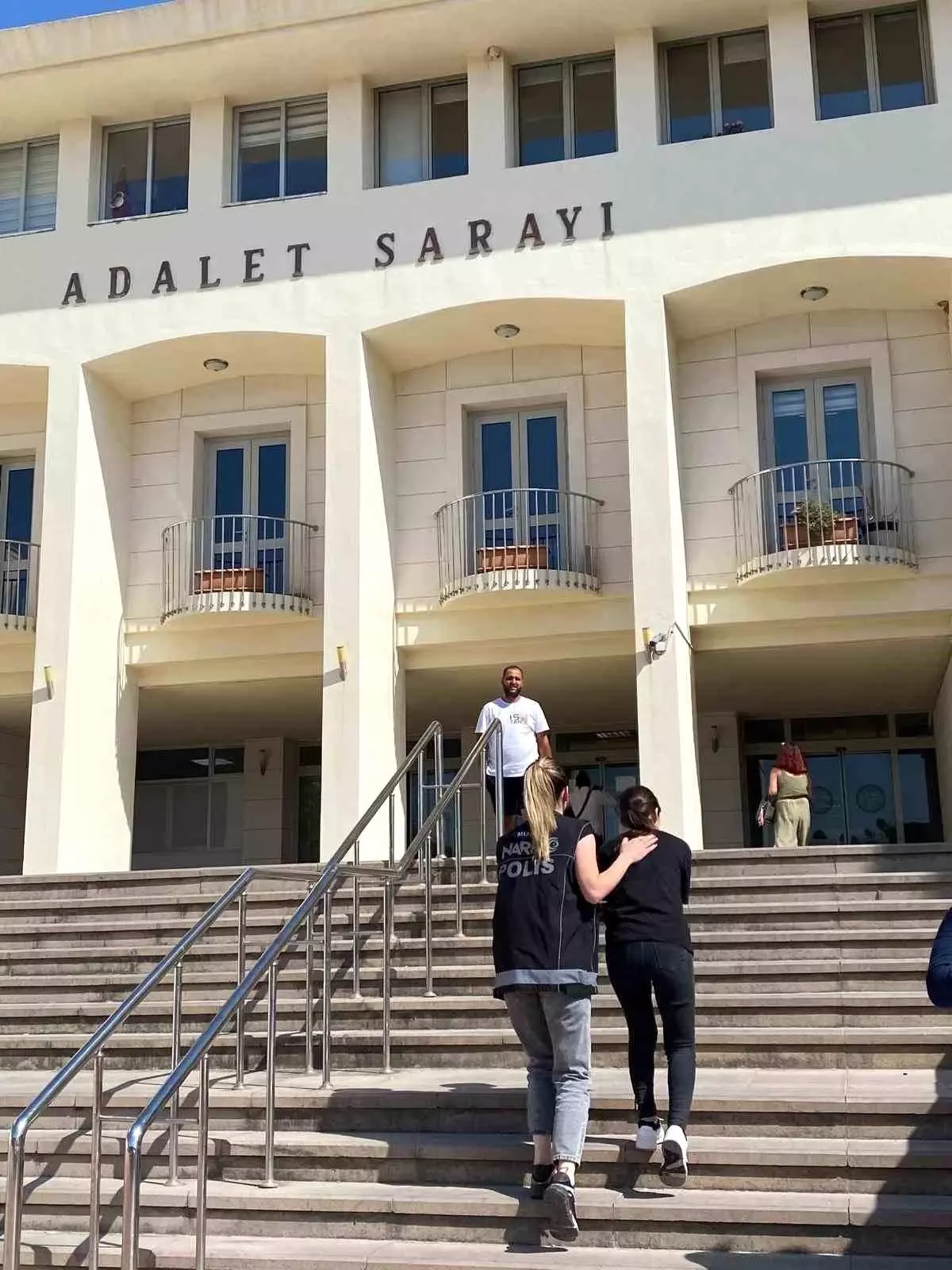 Bodrum'da Uyuşturucu Operasyonu: 290 Gram Kokainle Yakalanan Şüpheli Tutuklandı