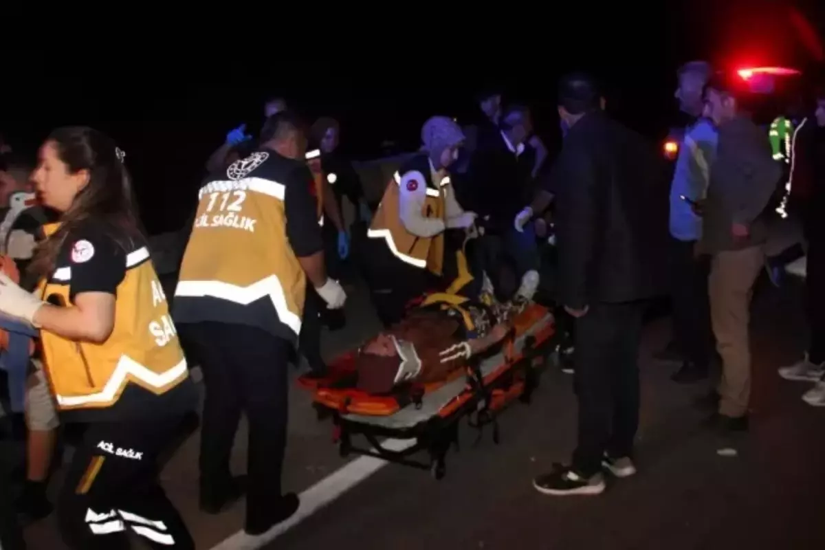 Sivas'ta zincirleme kaza! 1'i ağır 10 yaralı