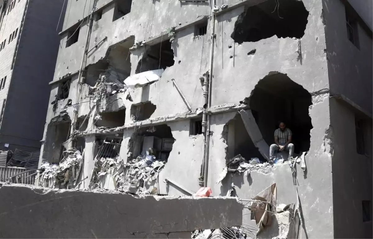 İsrail'in Yemen'e Hava Saldırısında 46 Kişi Hayatını Kaybetti