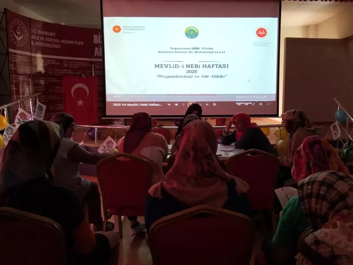 Bayburt'ta Mevlid-i Nebi Programı Düzenlendi