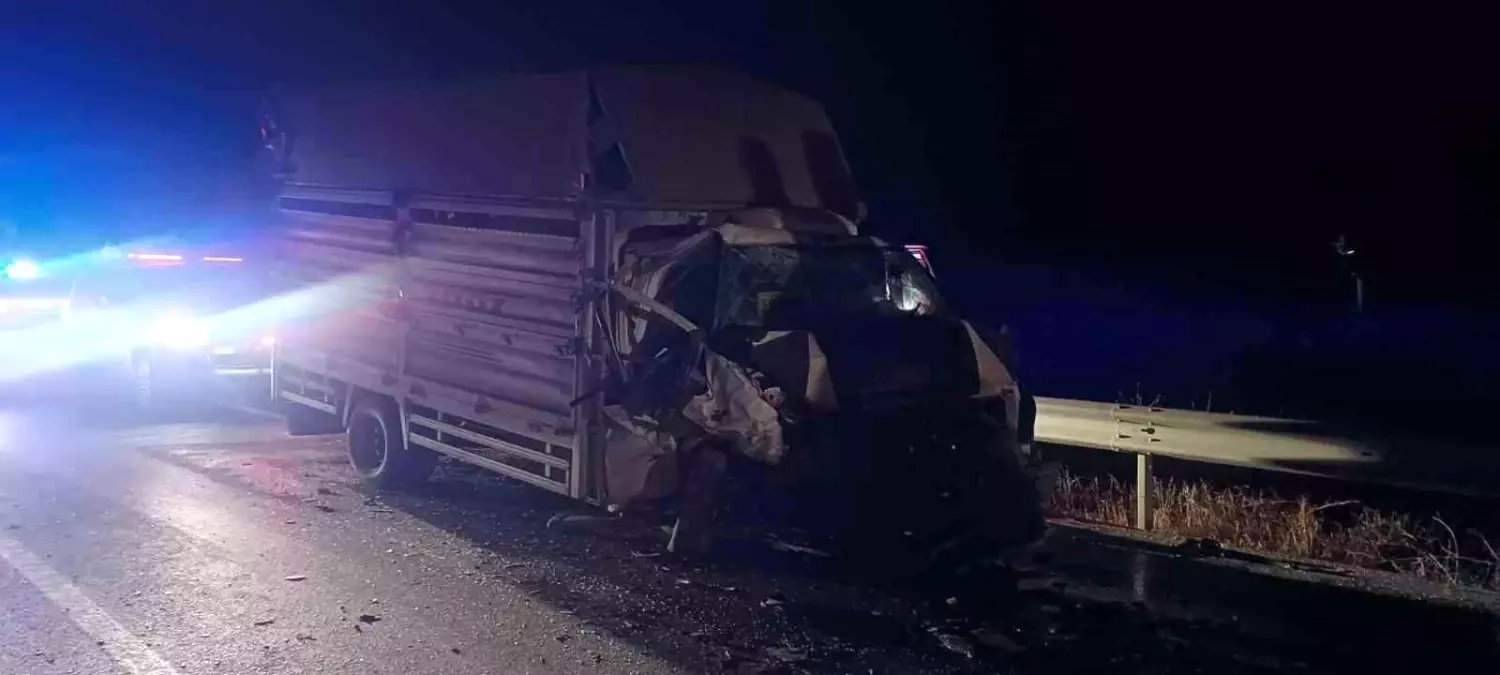 Bilecik'te Trafik Kazası: 1 Ölü, 2 Yaralı
