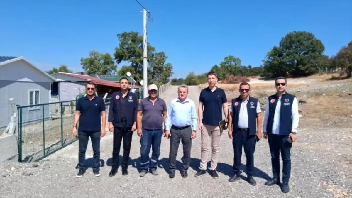 Bozüyük'te köy yollarında asfalt çalışmaları devam ediyor