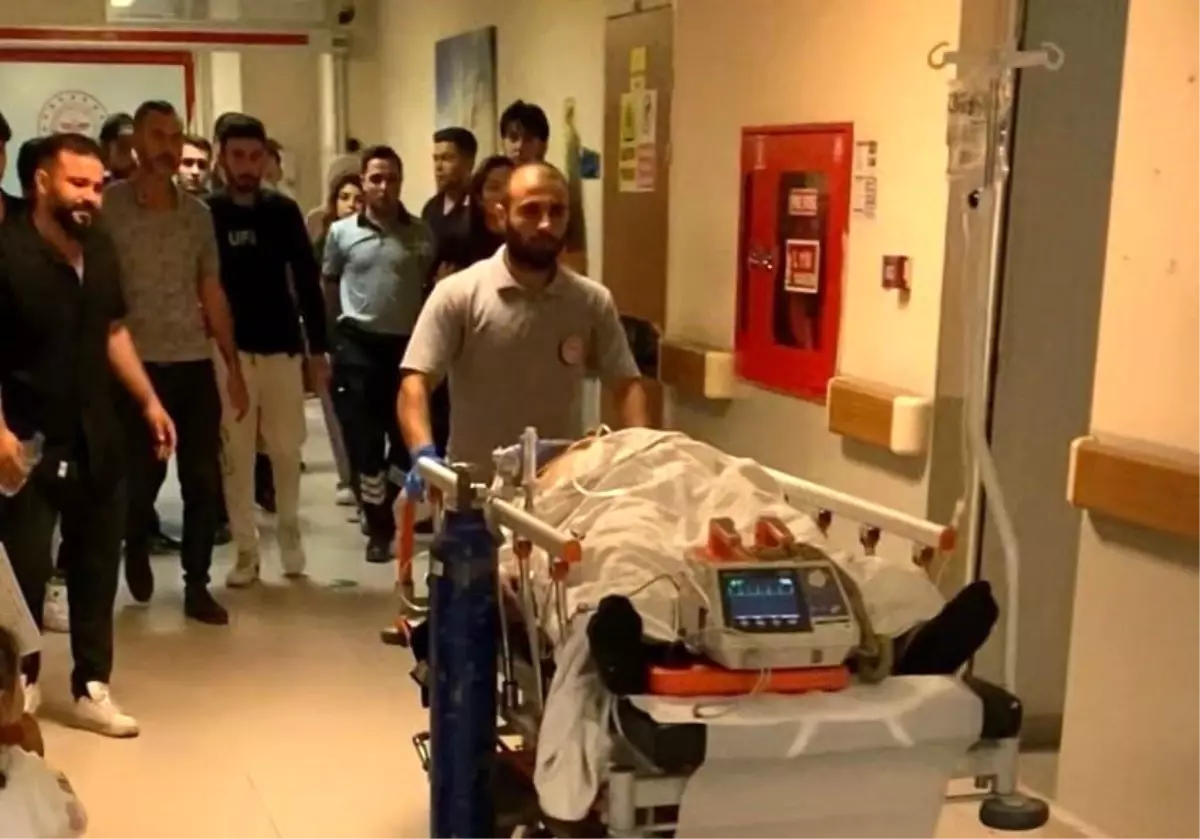 İnegöl'de İnşaat Halinde Asansör Boşluğuna Düşen Genç Ağır Yaralandı