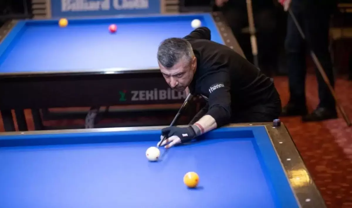 Dünya Şampiyonu Eddy Merckx, İstanbul'da Bilardo Turnuvasına Katılacak
