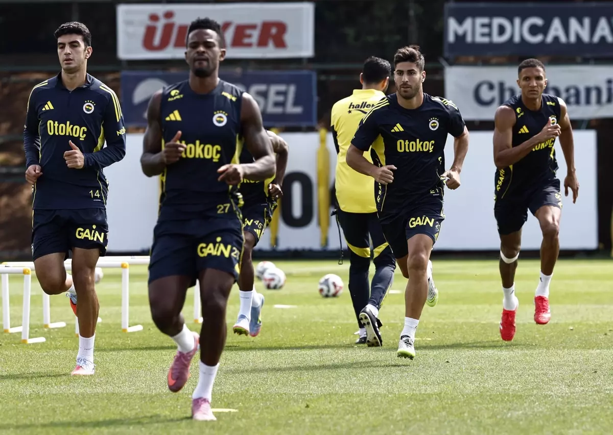 Fenerbahçe, Alanyaspor Maçına Hazırlıklarını Sürdürüyor