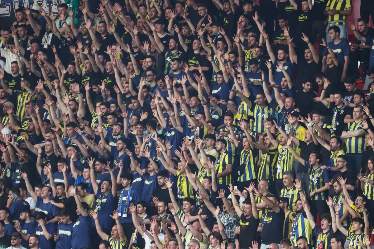 Fenerbahçe'de sürpriz ayrılık