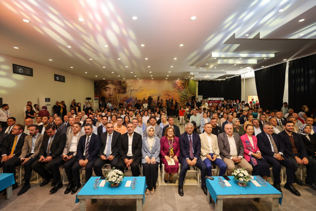 Gaziantep'te Gastronomi festivali, renkli açılışla başladı