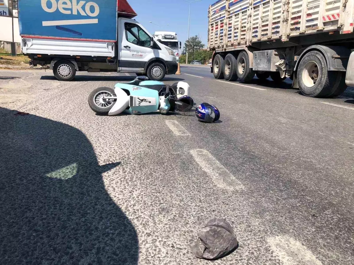 Eskişehir'de Motosiklet Kazası: 2 Yaralı