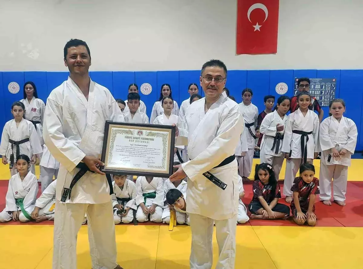 Muğla Başsavcısı Oğuzhan Dönmez, 30 Yıl Aradan Sonra Siyah Kuşak Diploması Aldı