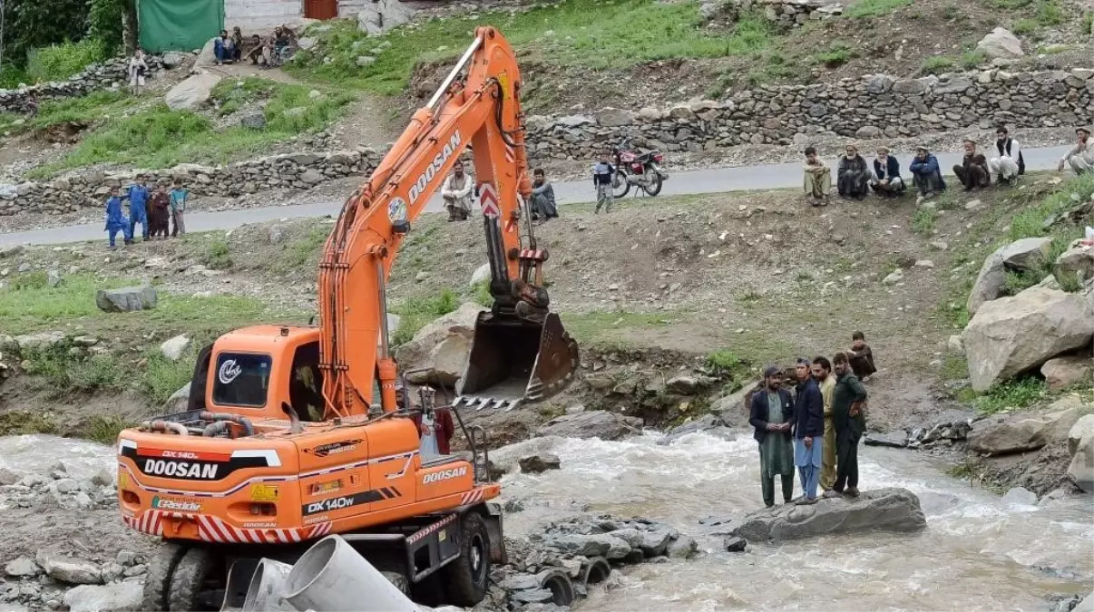 Pakistan'da Muson Yağmurları: 985 Kişi Hayatını Kaybetti