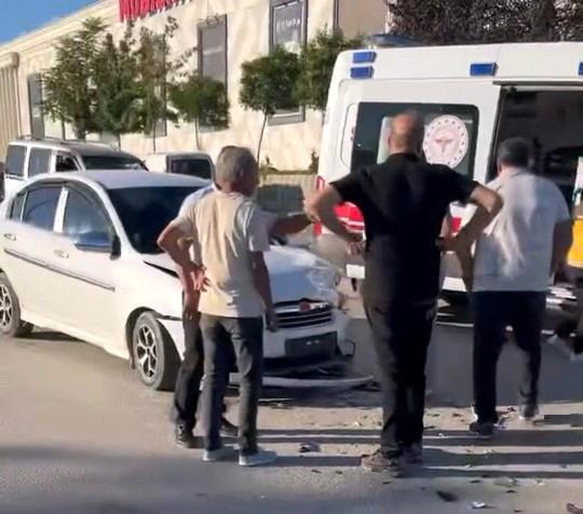 Bursa'da Kafa Kafaya Çarpışma: 4 Yaralı