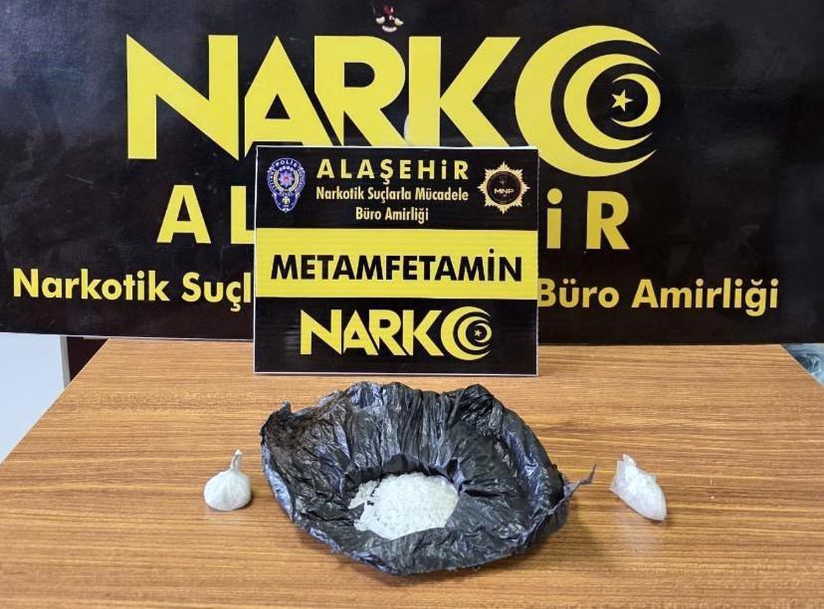 Manisa'da 24,96 Gram Metamfetamin Ele Geçirildi