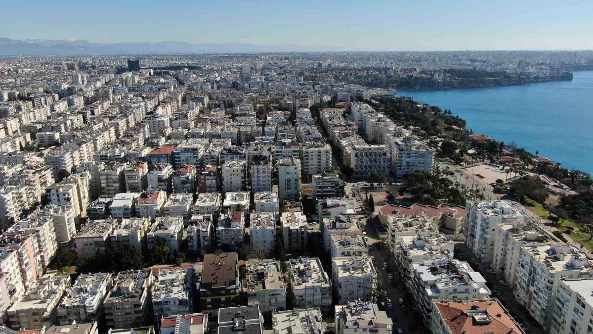 Antalya, Ağustos'ta Yabancılara Konut Satışında İkinci Sırada