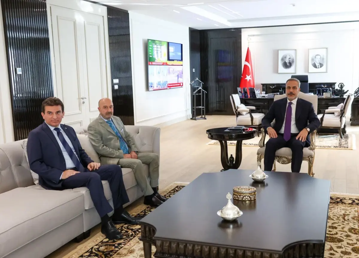 Dışişleri Bakanı Hakan Fidan OYAK Yönetim Kurulu Başkanını Kabul Etti