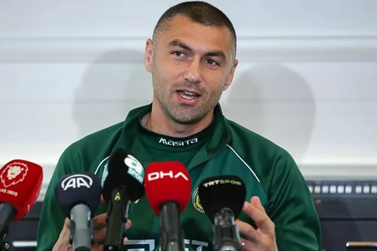 Burak Yılmaz Süper Lig ekibini uçuşa geçirdi