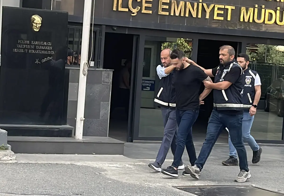 Aşırı Hız Yapan Sürücü Babaya Tokat Attı, Adliyeye Sevk Edildi