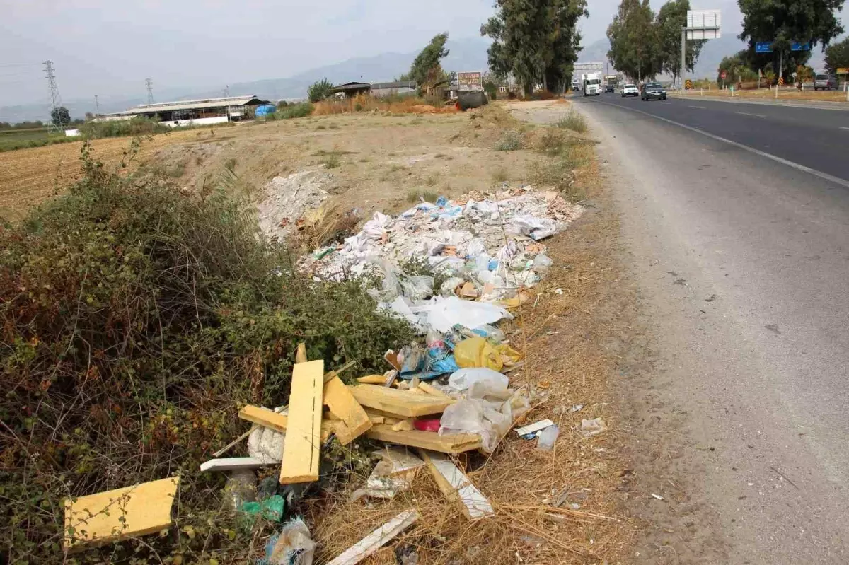 Aydın-Karayolu'nda Çevre Kirliliği Tehdit Oluşturuyor