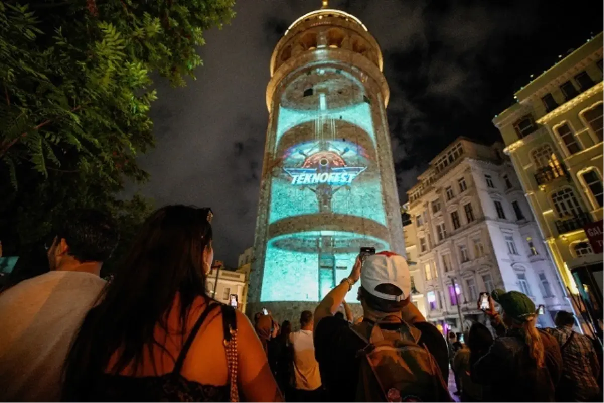 Galata Kulesi TEKNOFEST İstanbul'un Tanıtımına Ev Sahipliği Yaptı