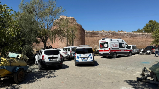 A male corpse was found at the foot of the historical walls in İznik