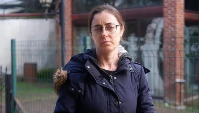 She had beaten her thinking she was her husband's lover! The car door was considered a weapon