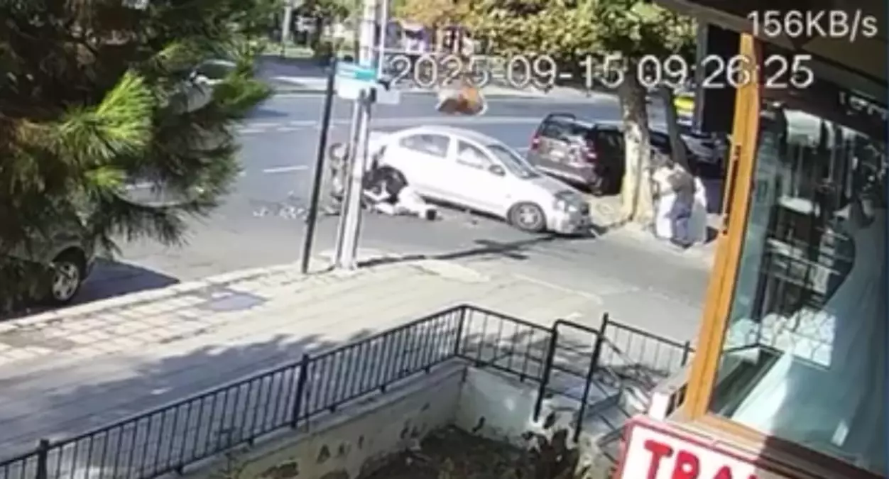 Çorlu'da Motosiklet ile Otomobilin Çarpışması: 2 Yaralı