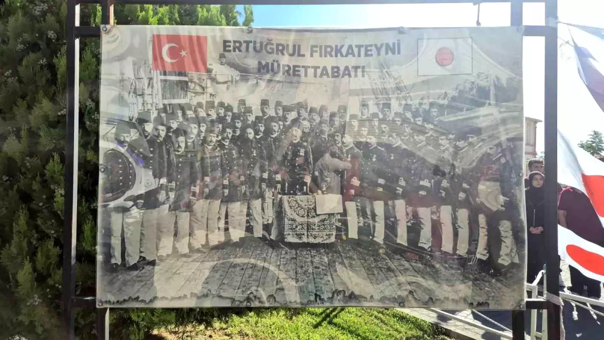 Türk Japon dostluğunun temeli orada atılmıştı: Japon ve Türk bayraklarıyla donatıldı