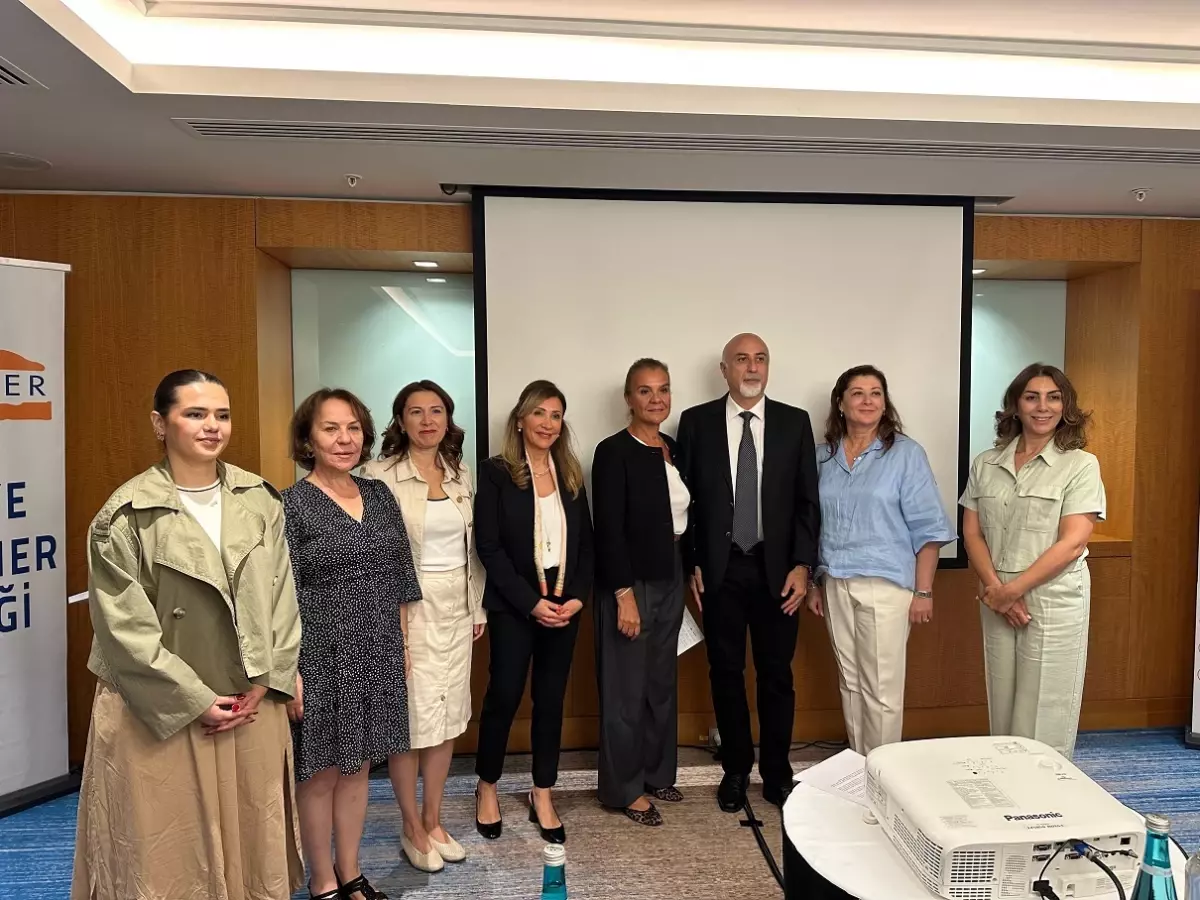 Türkiye Alzheimer Derneği'nden Dünya Alzheimer Günü çağrısı