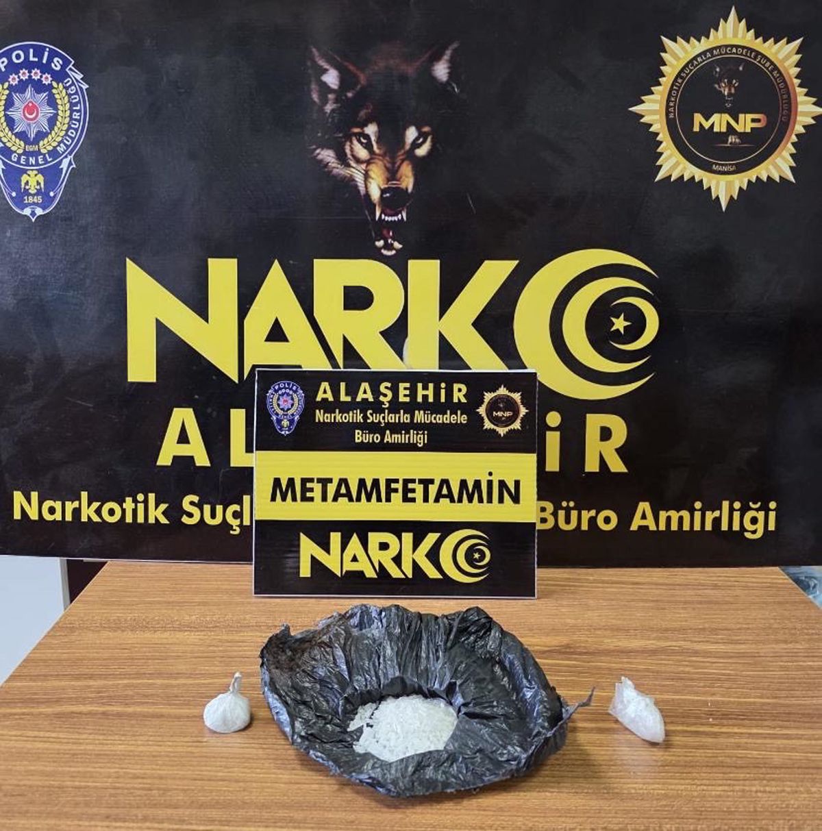 Manisa'da Metamfetamin Satışı Yaparken Yakalanan Şüpheli Tutuklandı
