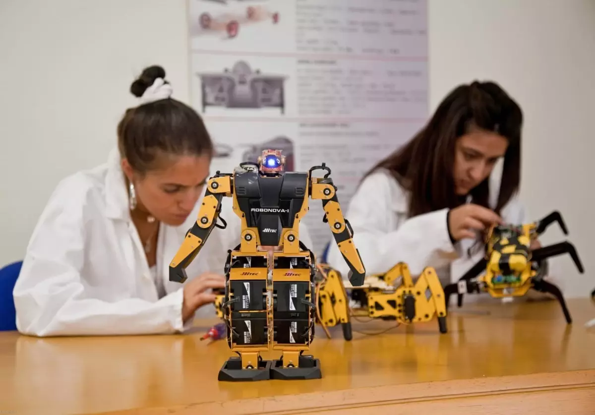 Yapay Zeka Akademik Tez Programı 2025-2026 Başvuruları Başladı