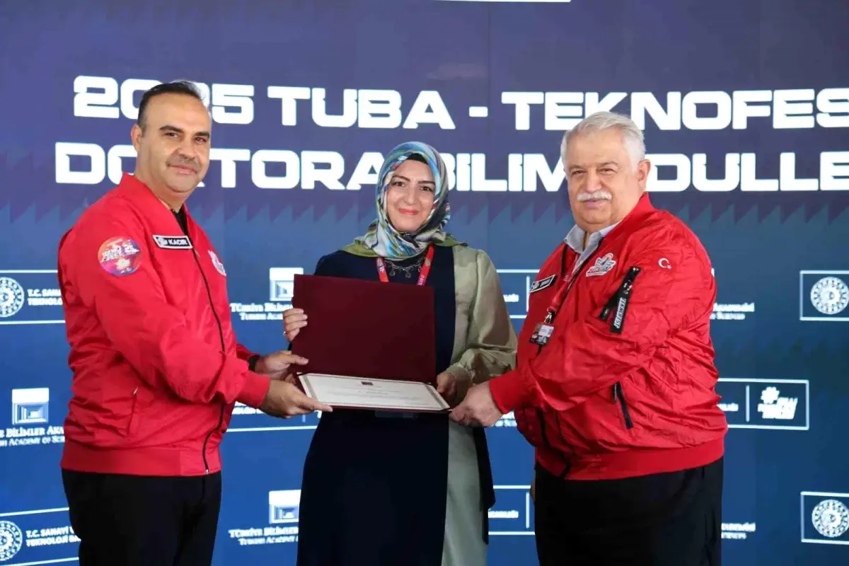 Dr. Habibe Güneş, TÜBA-TEKNOFEST Doktora Bilim Ödülü'nü Kazandı