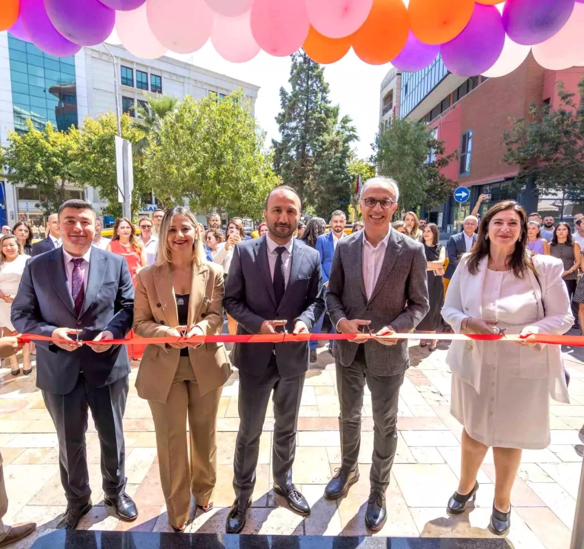 Aydem Perakende, Yenilenen Müşteri İlişkileri Merkezi'ni Hizmete Sundı