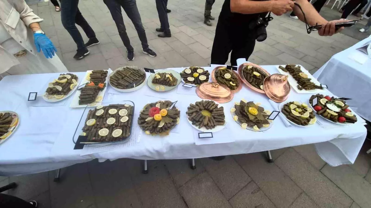 Süleymanpaşa'da Zeytinyağlı Sarma Yarışması Coşkuyla Gerçekleşti